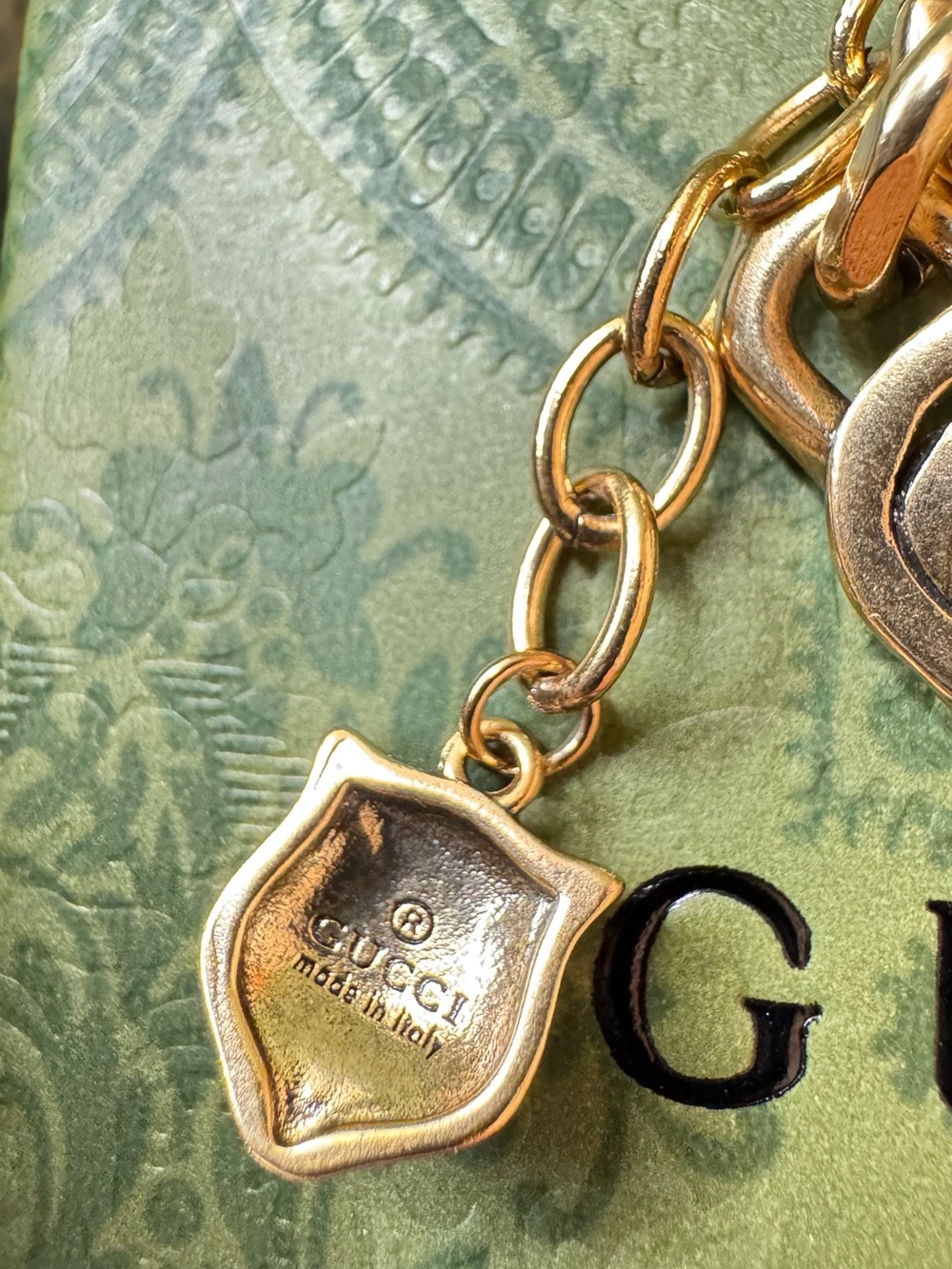 Gucci Gold Interlocking G Chain Bracelet - Picture 6 of 6
